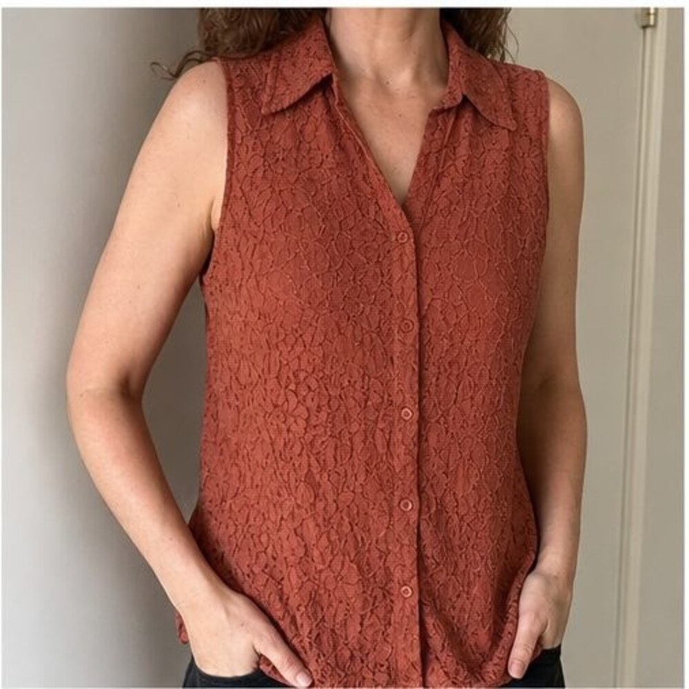 Rust Lace Trim Top - Picture 2 of 6